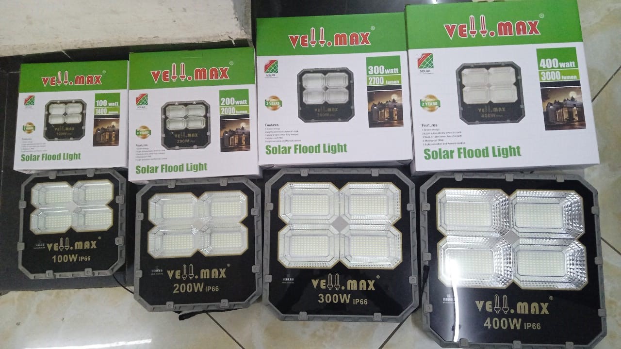 400Watts 87 Series solar Floodlight